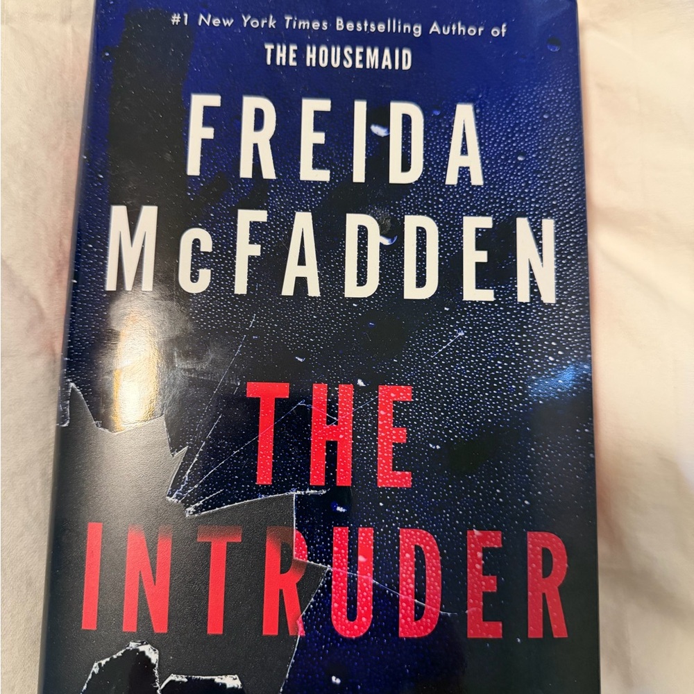 Freida McFadden "The Intruder" - Navy & Red Hardcover